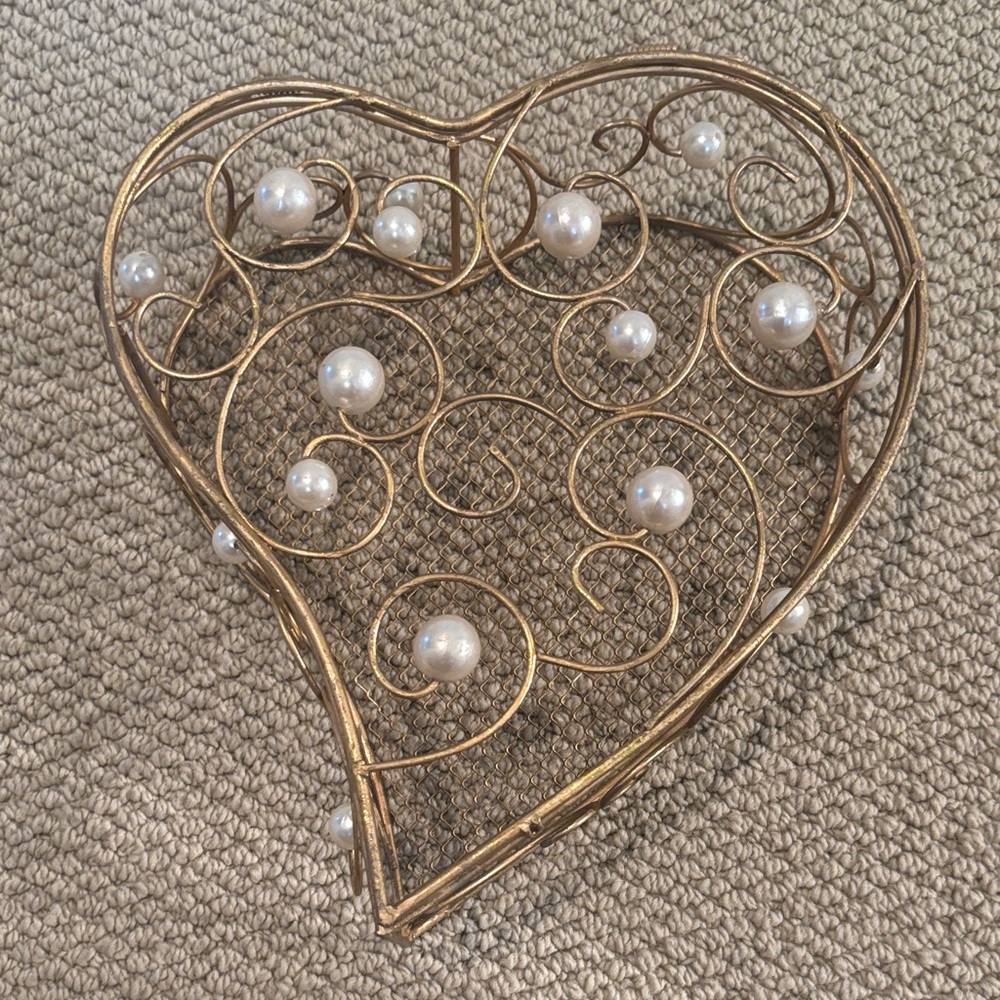Gold Heart Wire Basket with Pearl Accents